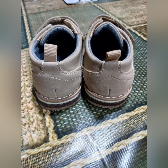 Cat & Jack Tan Baby Walker Shoes - Picture 2 of 7